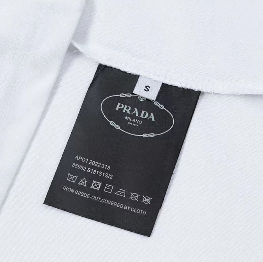 Prada T-Shirt Style 012 detail view 1