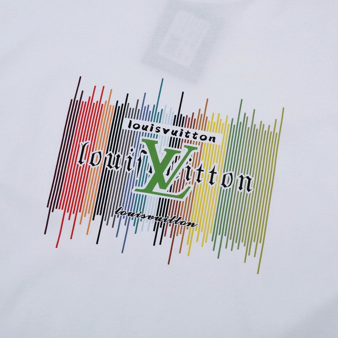 Louis Vuitton T-Shirt Style 370 detail view 2