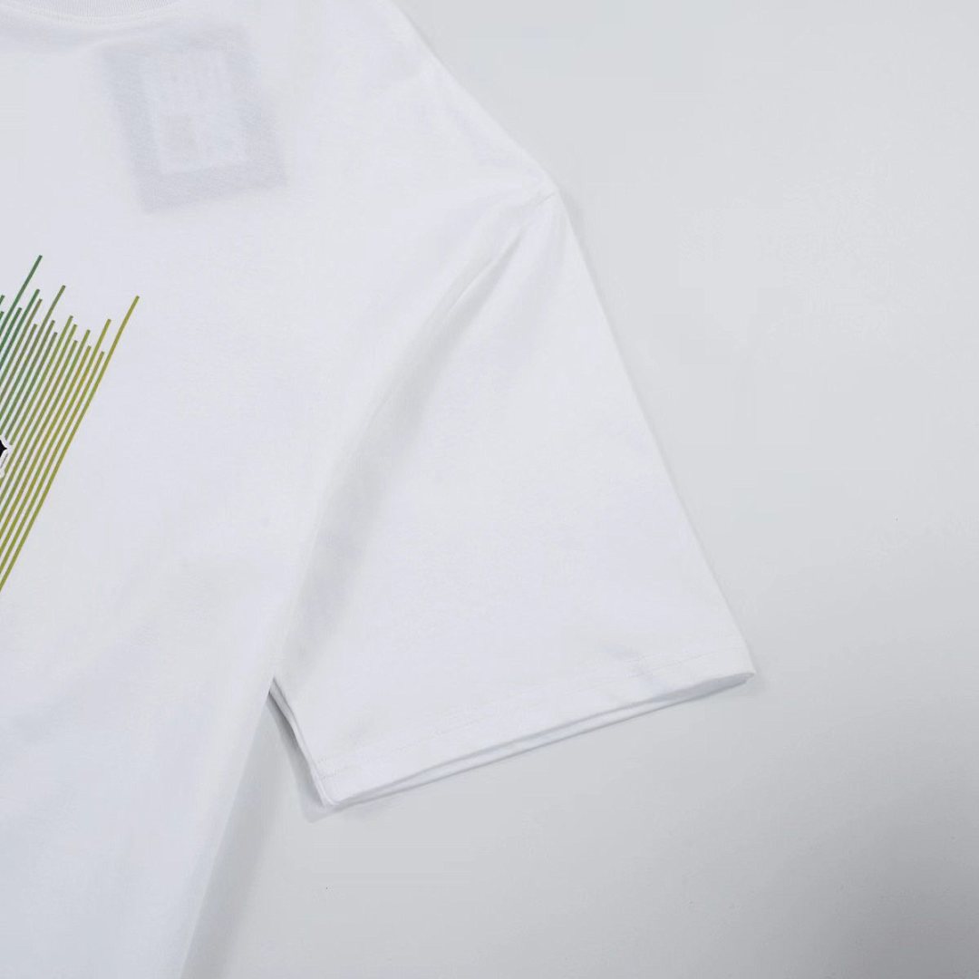 Louis Vuitton T-Shirt Style 370 detail view 6