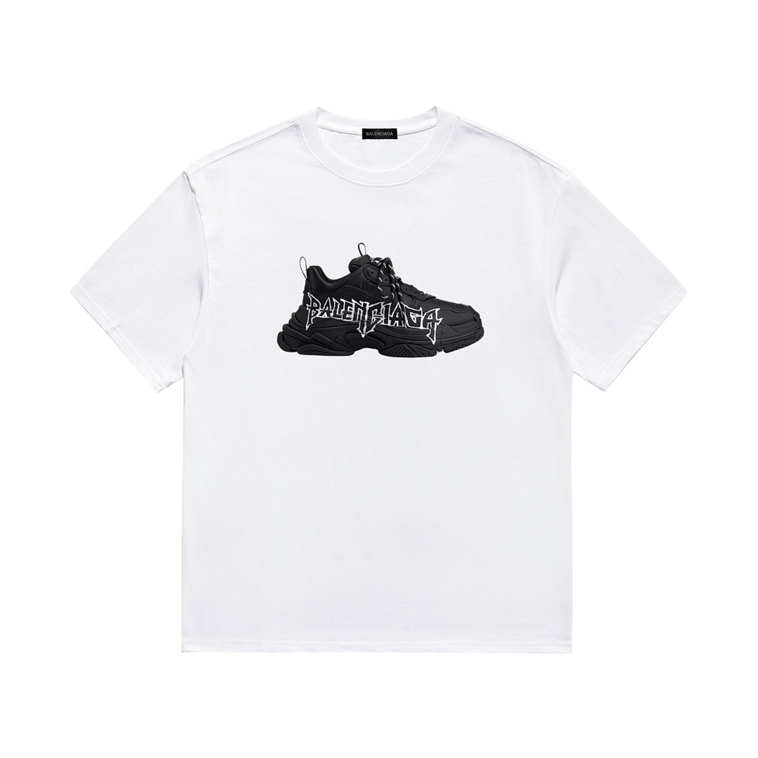 Balenciaga T-Shirt Style 368 main view
