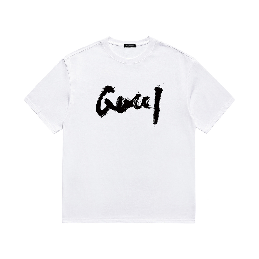 Balenciaga T-Shirt Style 405 detail view 1