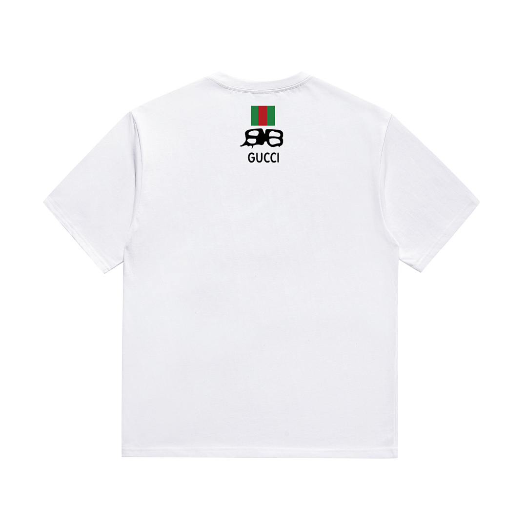 Balenciaga T-Shirt Style 410 detail view 1