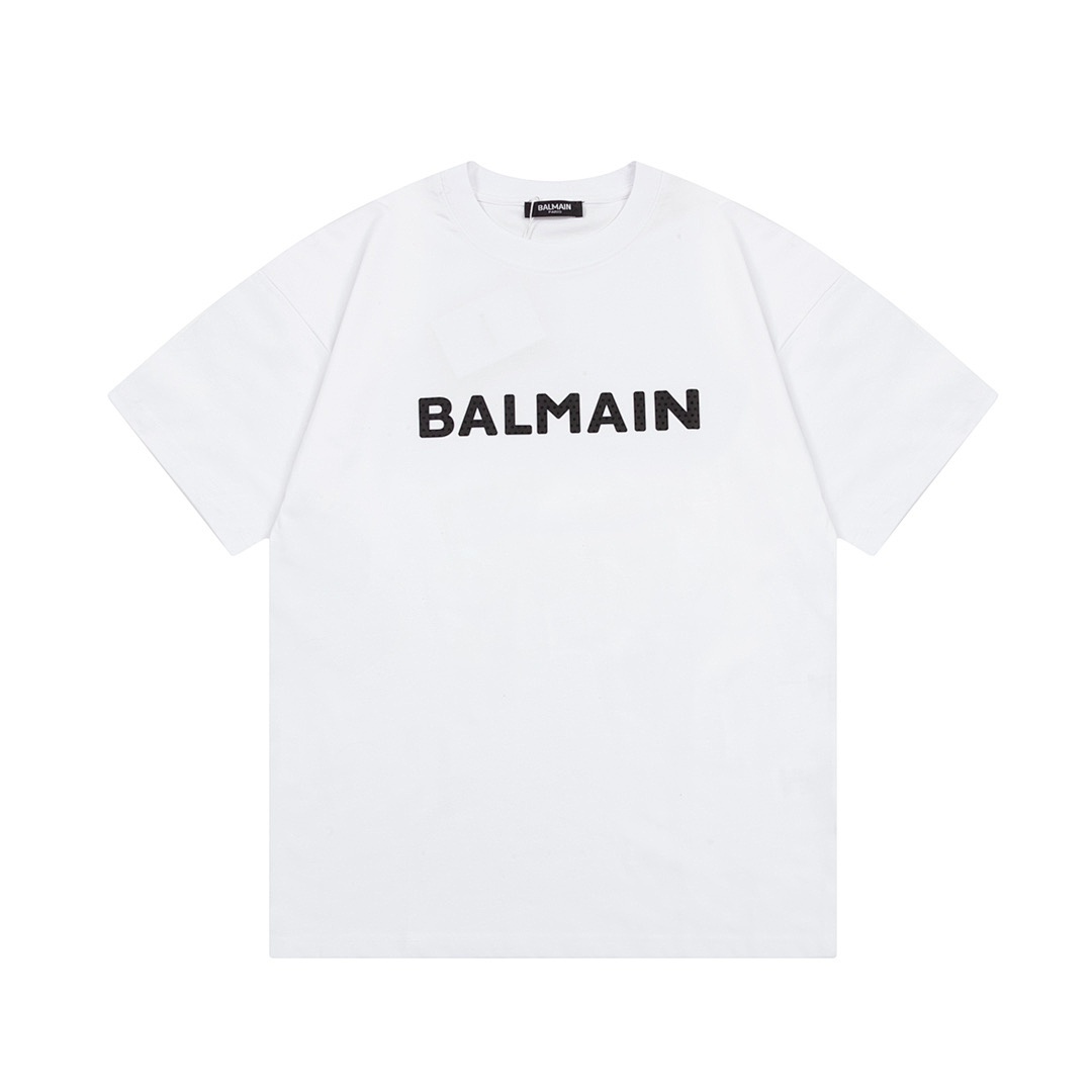 Balmain T-Shirt Style 012 detail view 1