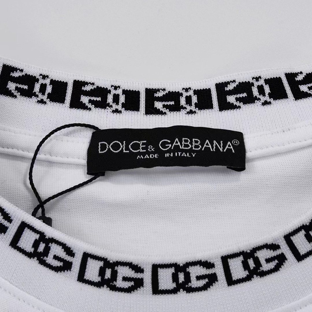 Dolce & Gabbana T-Shirt Style 092 main view