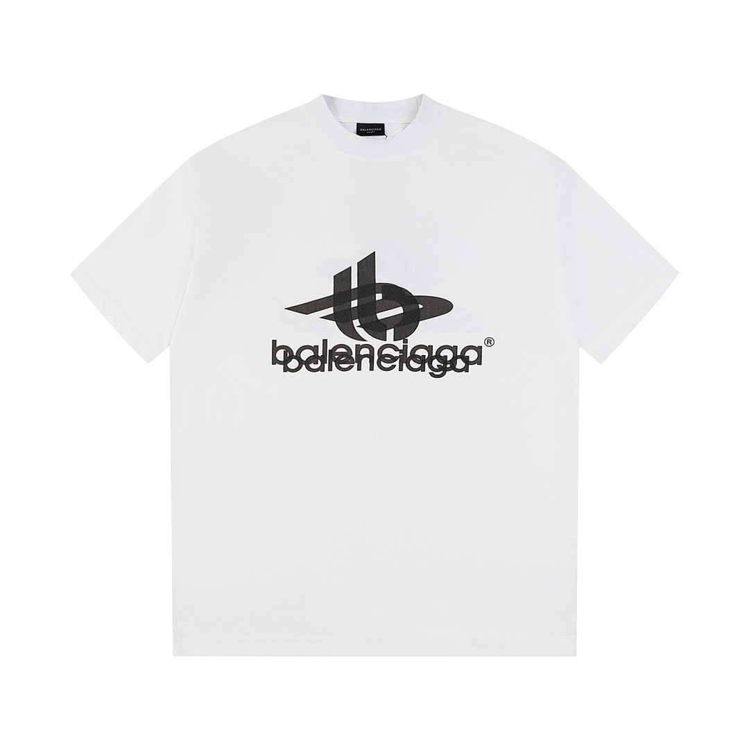 Balenciaga T-Shirt Style 517 detail view 1
