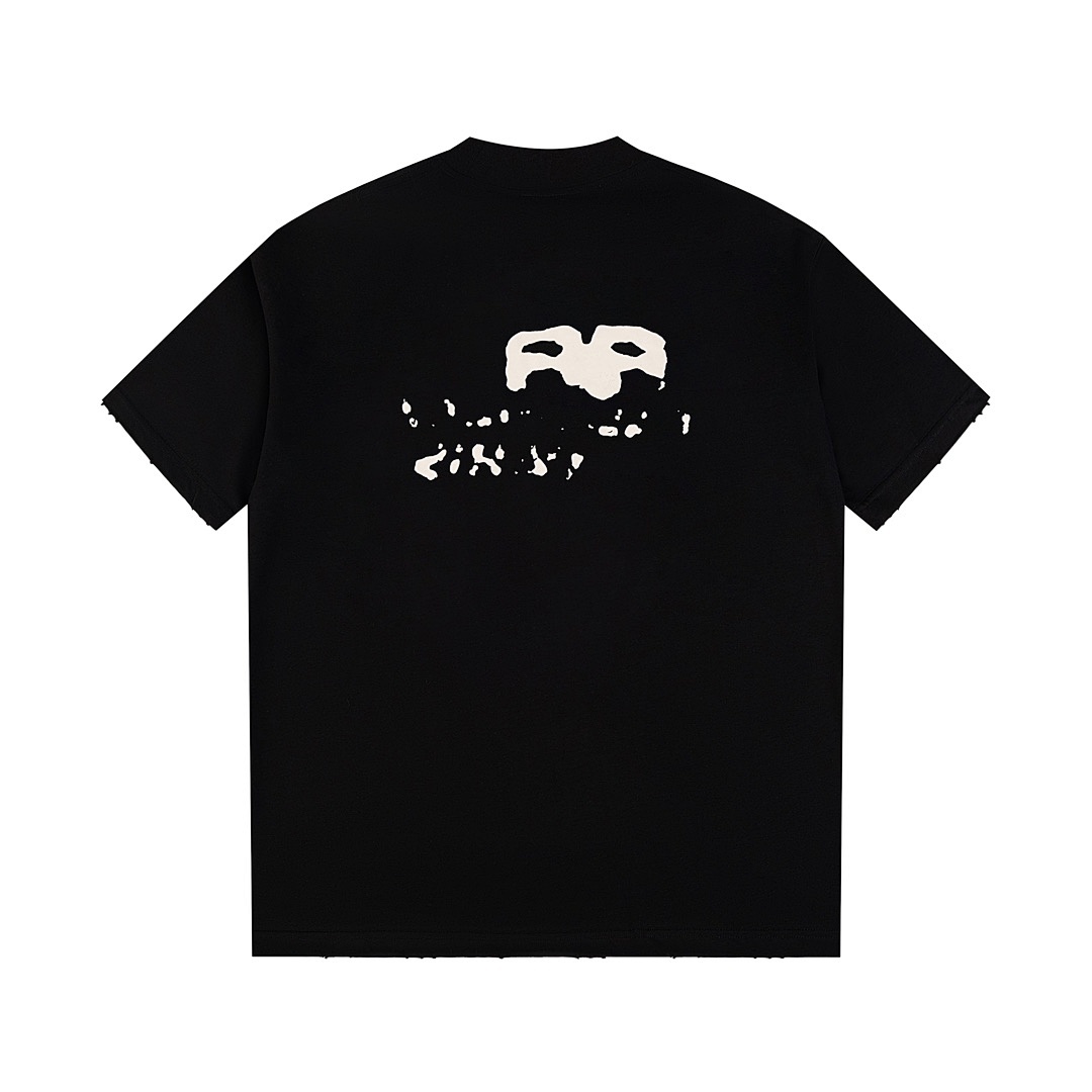 Balenciaga T-Shirt Style 533 detail view 1