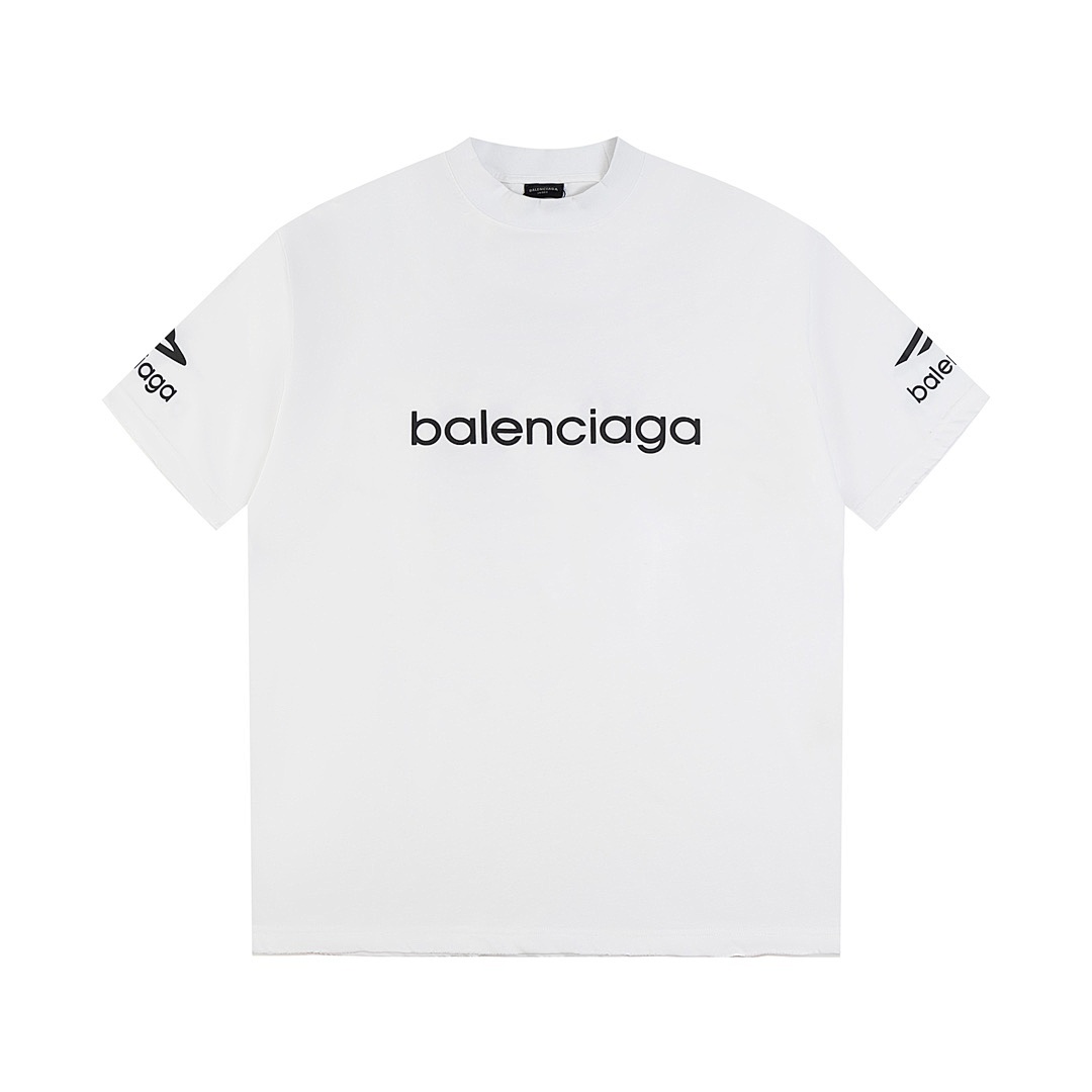 Balenciaga T-Shirt Style 541 detail view 1