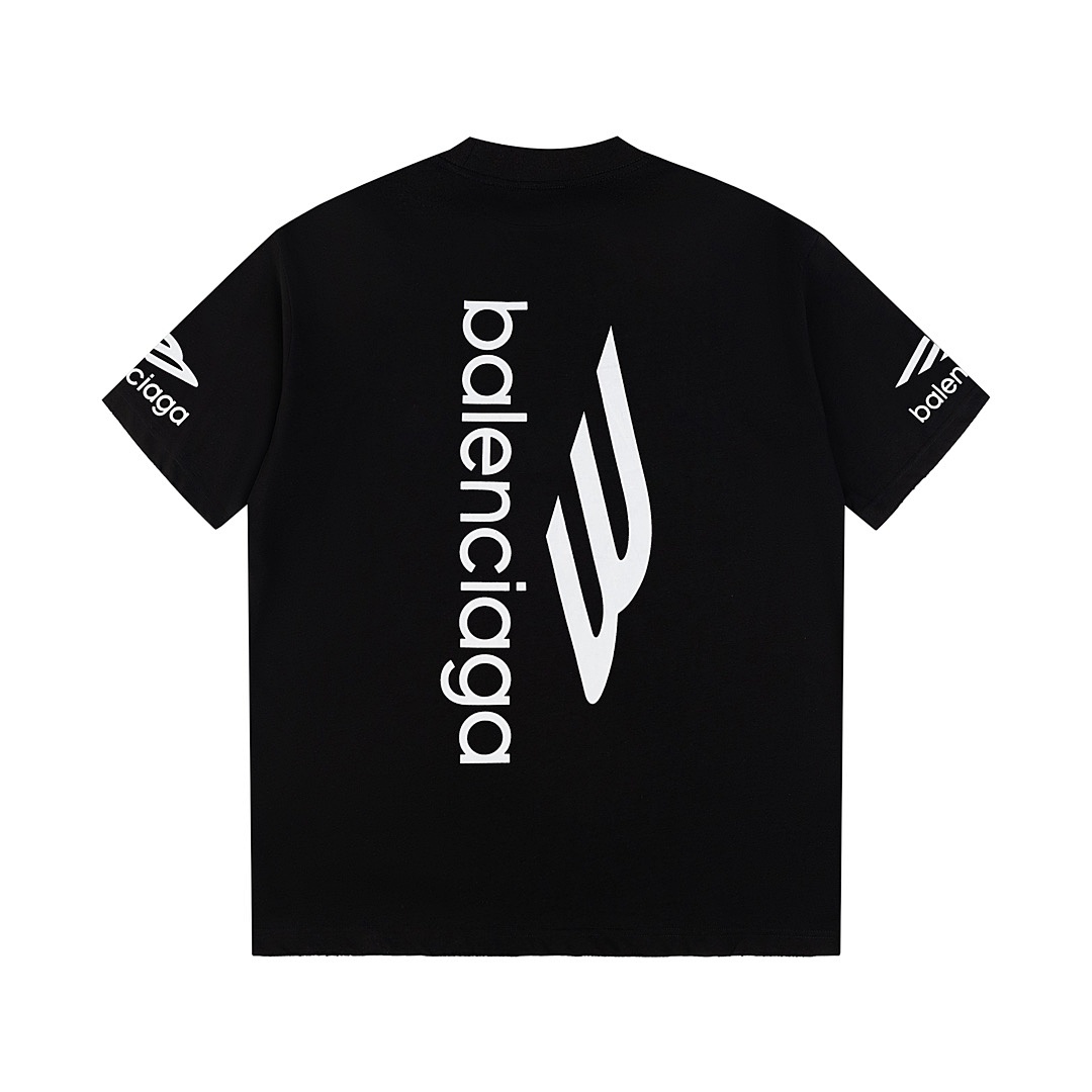 Balenciaga T-Shirt Style 542 main view