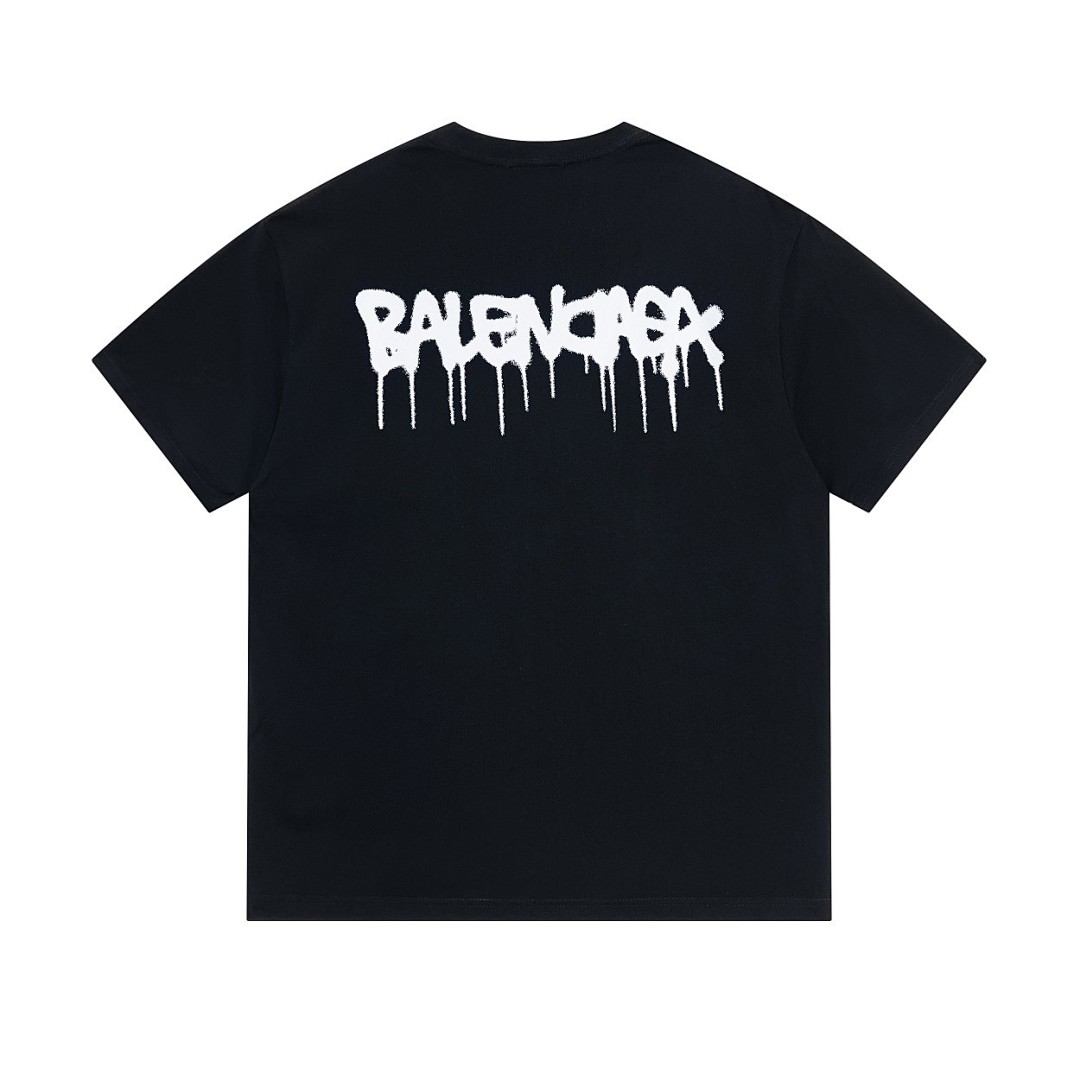 Balenciaga T-Shirt Style 549 main view