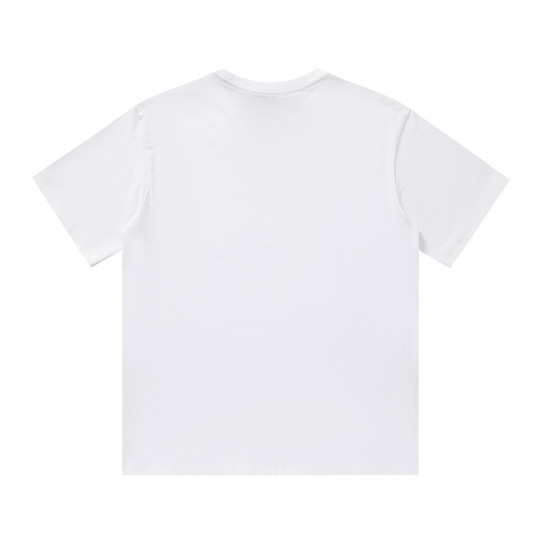 Balenciaga T-Shirt Style 560 detail view 1