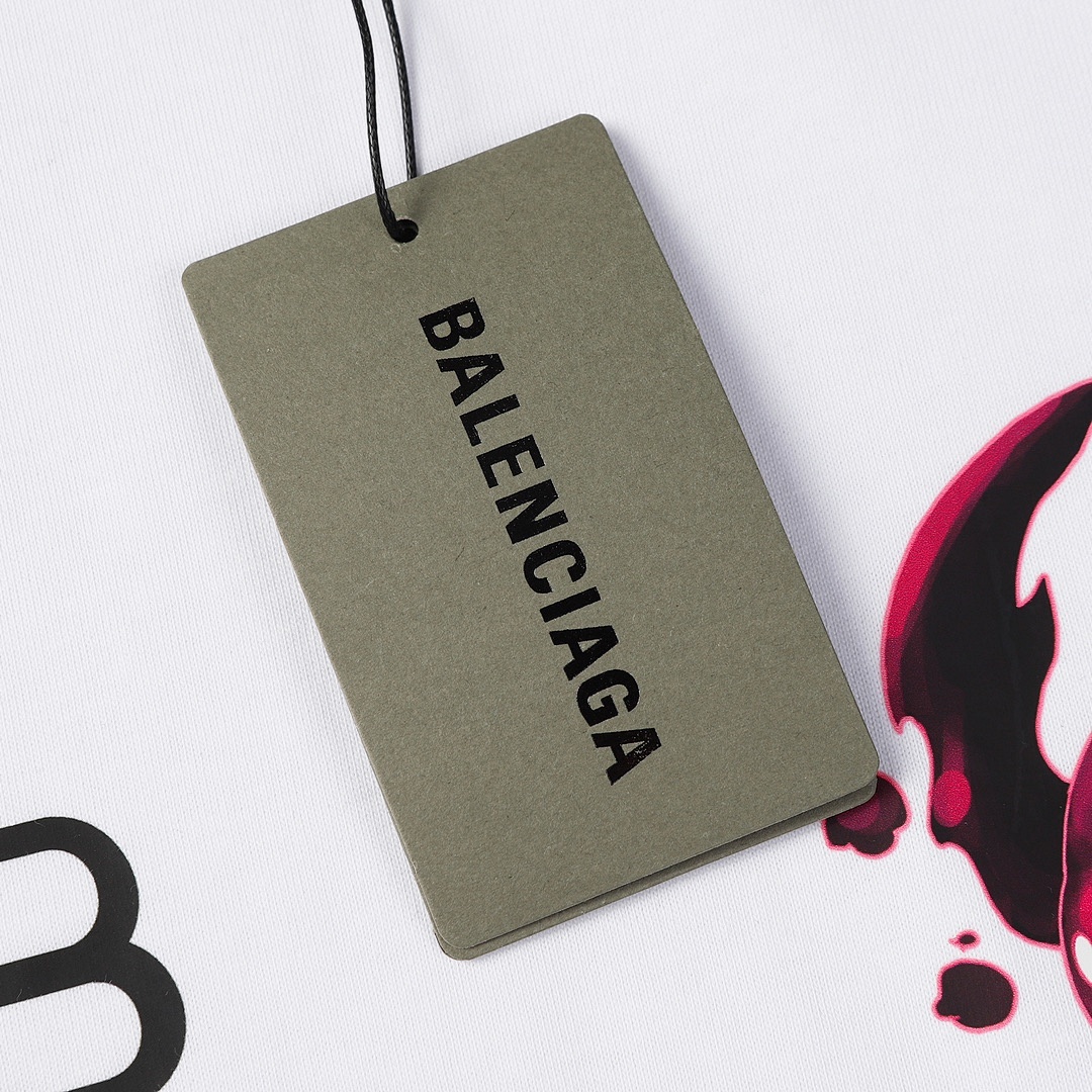 Balenciaga T-Shirt Style 563 detail view 1