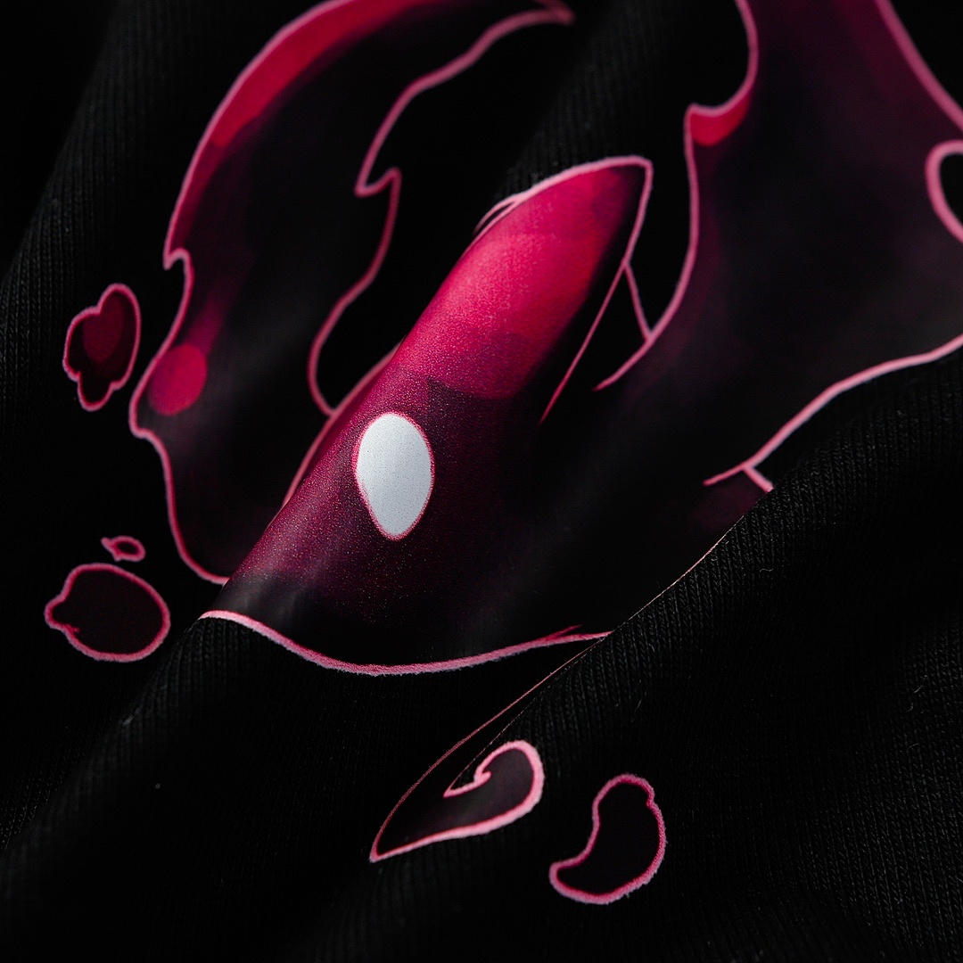 Balenciaga T-Shirt Style 564 detail view 6