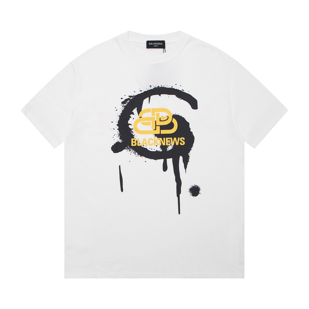 Balenciaga T-Shirt Style 569 main view