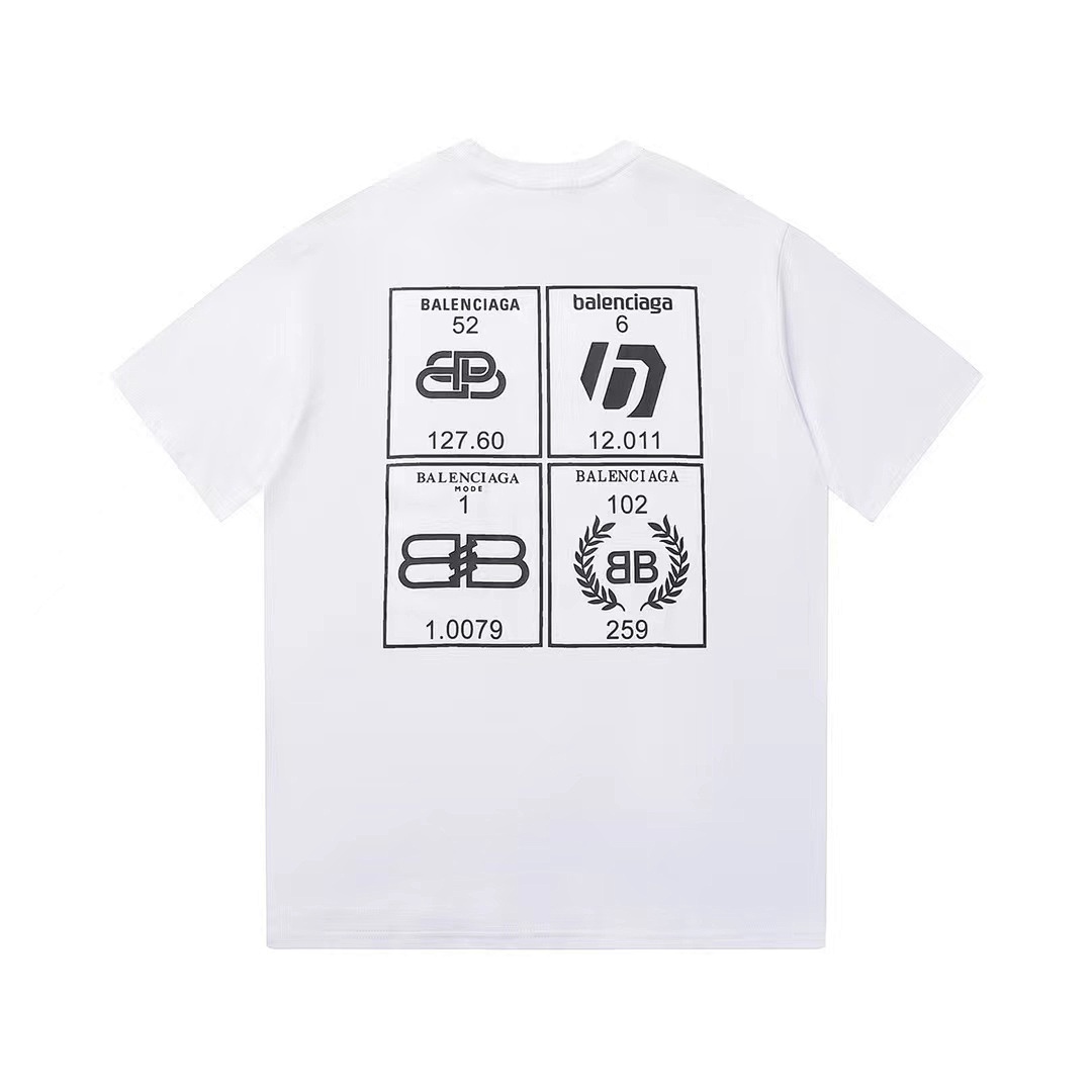 Balenciaga T-Shirt Style 582 detail view 7
