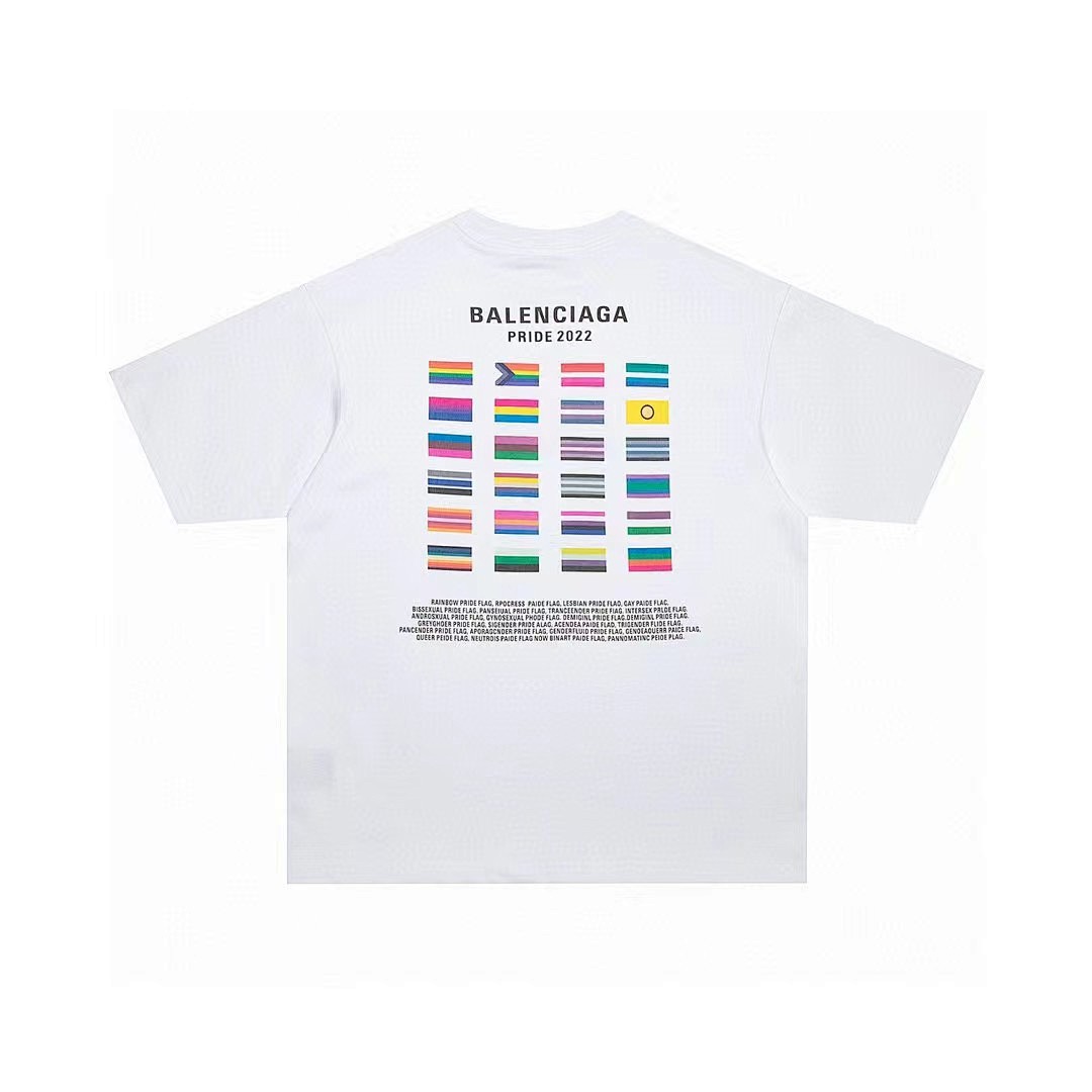 Balenciaga T-Shirt Style 585 main view