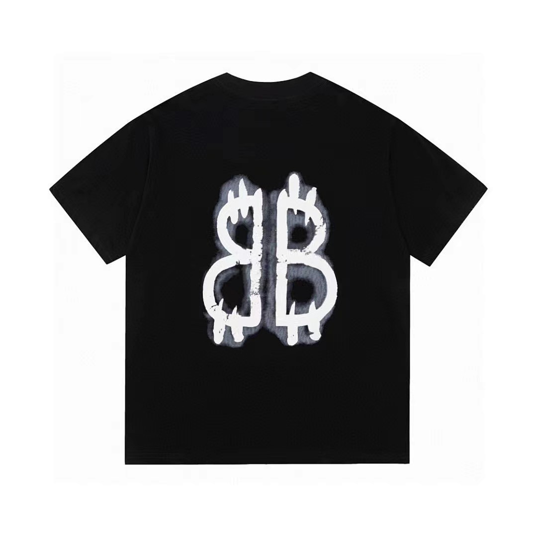 Balenciaga T-Shirt Style 586 main view