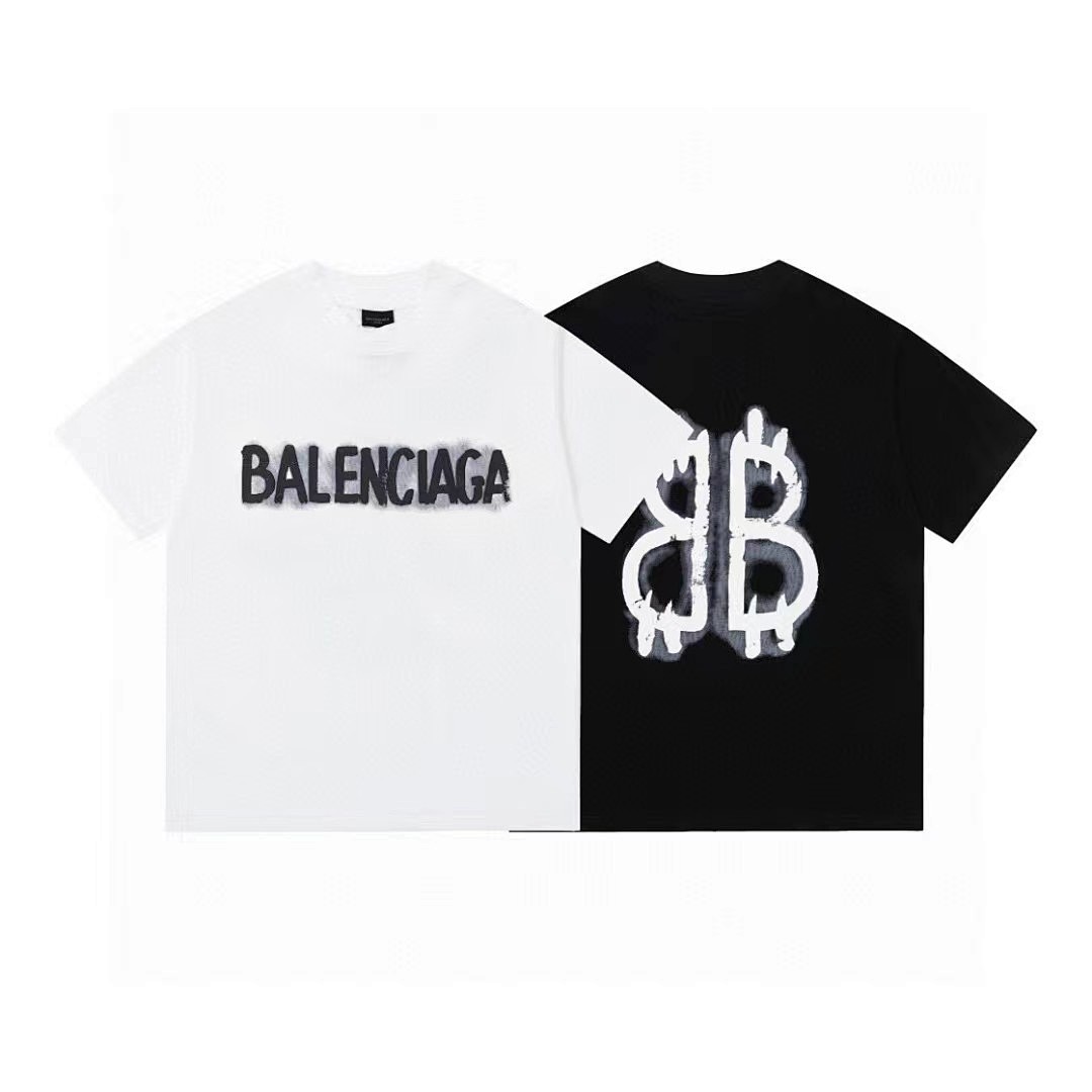 Balenciaga T-Shirt Style 586 detail view 1