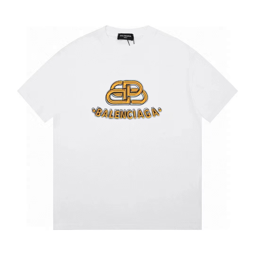 Balenciaga T-Shirt Style 601 main view