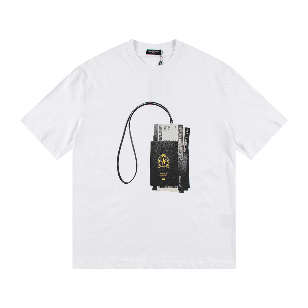Balenciaga T-Shirt Style 613 detail view 1
