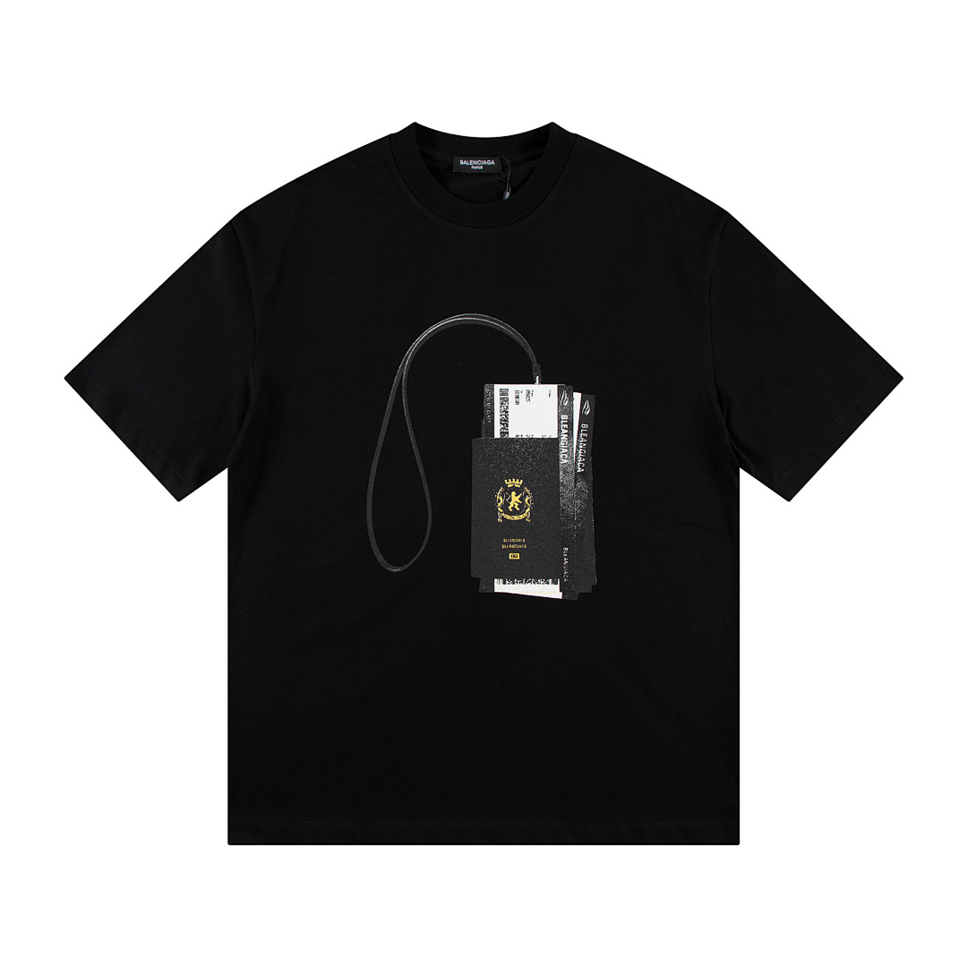 Balenciaga T-Shirt Style 614 detail view 1