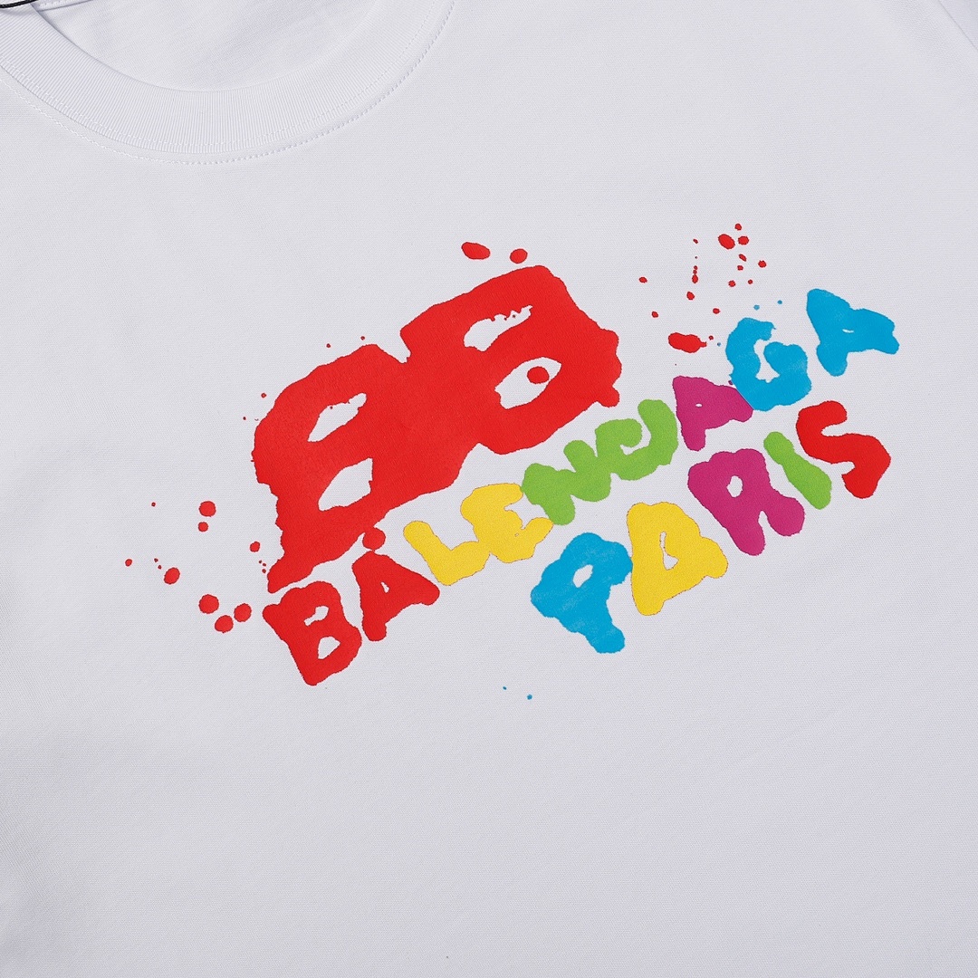 Balenciaga T-Shirt Style 623 detail view 3
