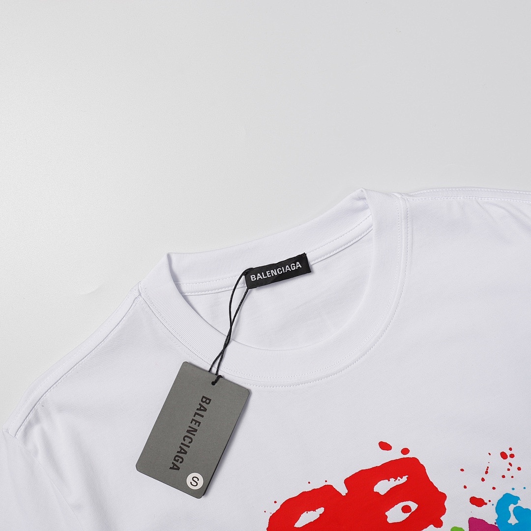 Balenciaga T-Shirt Style 623 detail view 5