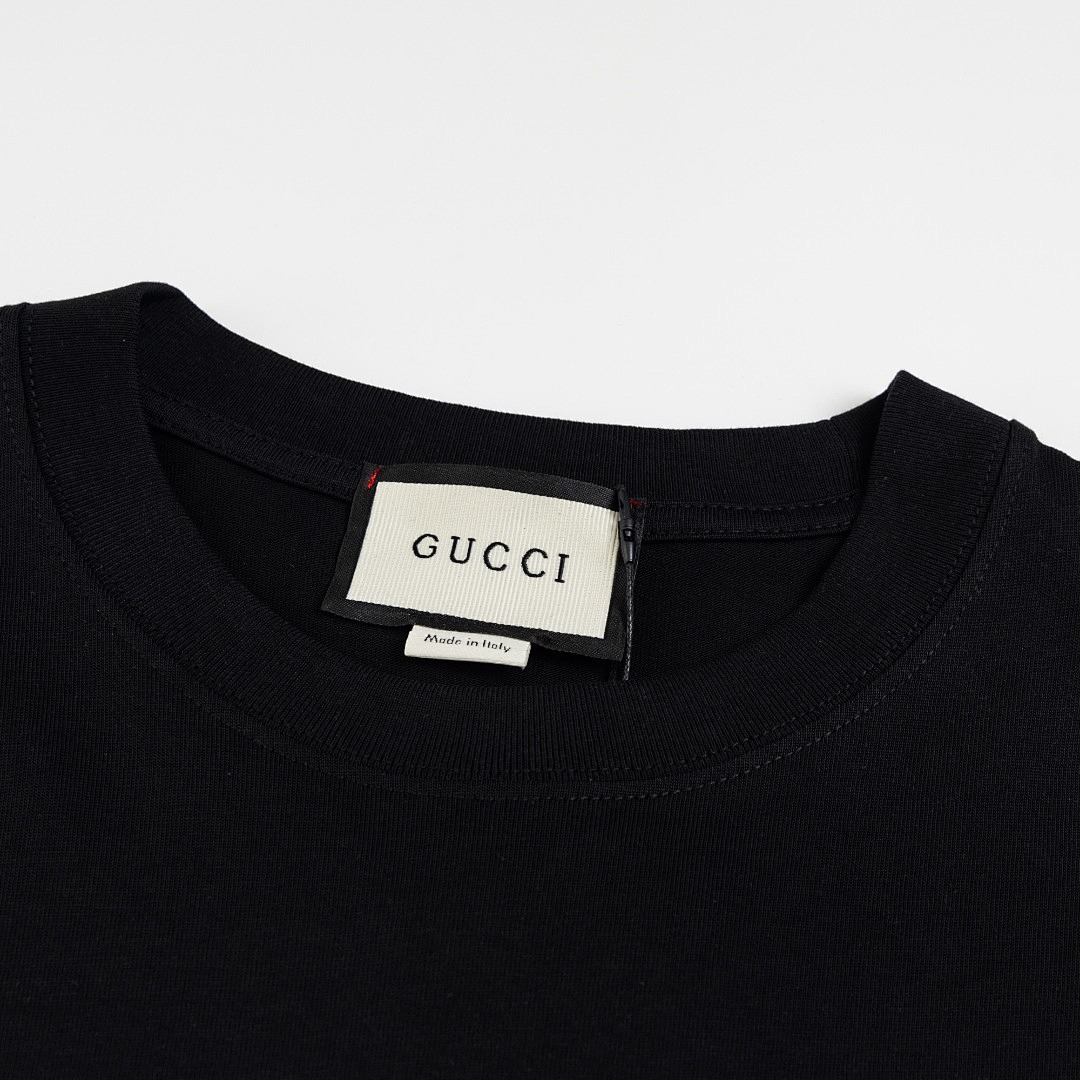 Gucci T-Shirt Style 418 detail view 4