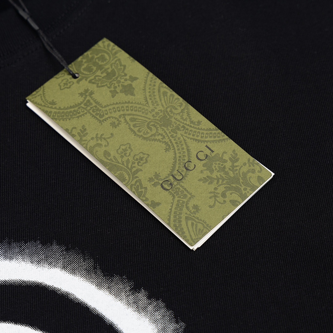 Gucci T-Shirt Style 423 detail view 4