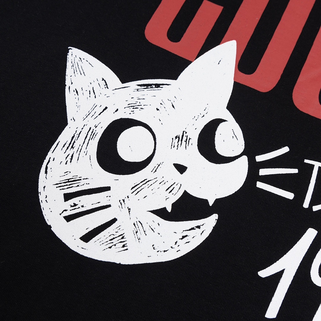 Gucci T-Shirt Style 425 detail view 1