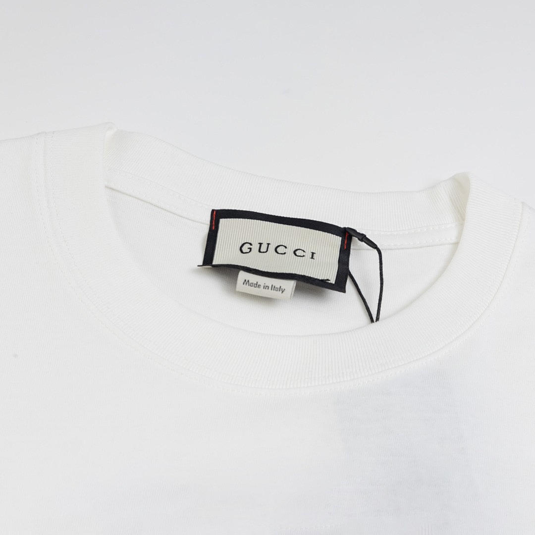 Gucci T-Shirt Style 434 detail view 4