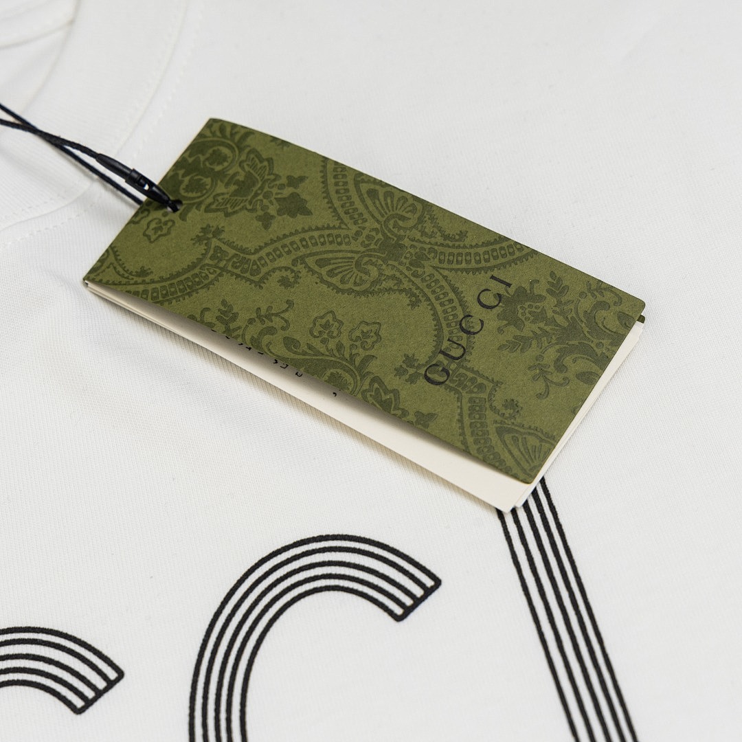 Gucci T-Shirt Style 437 main view