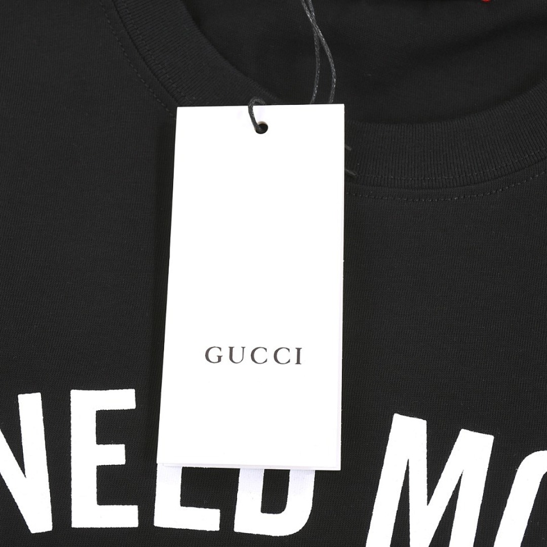 Gucci T-Shirt Style 450 detail view 3