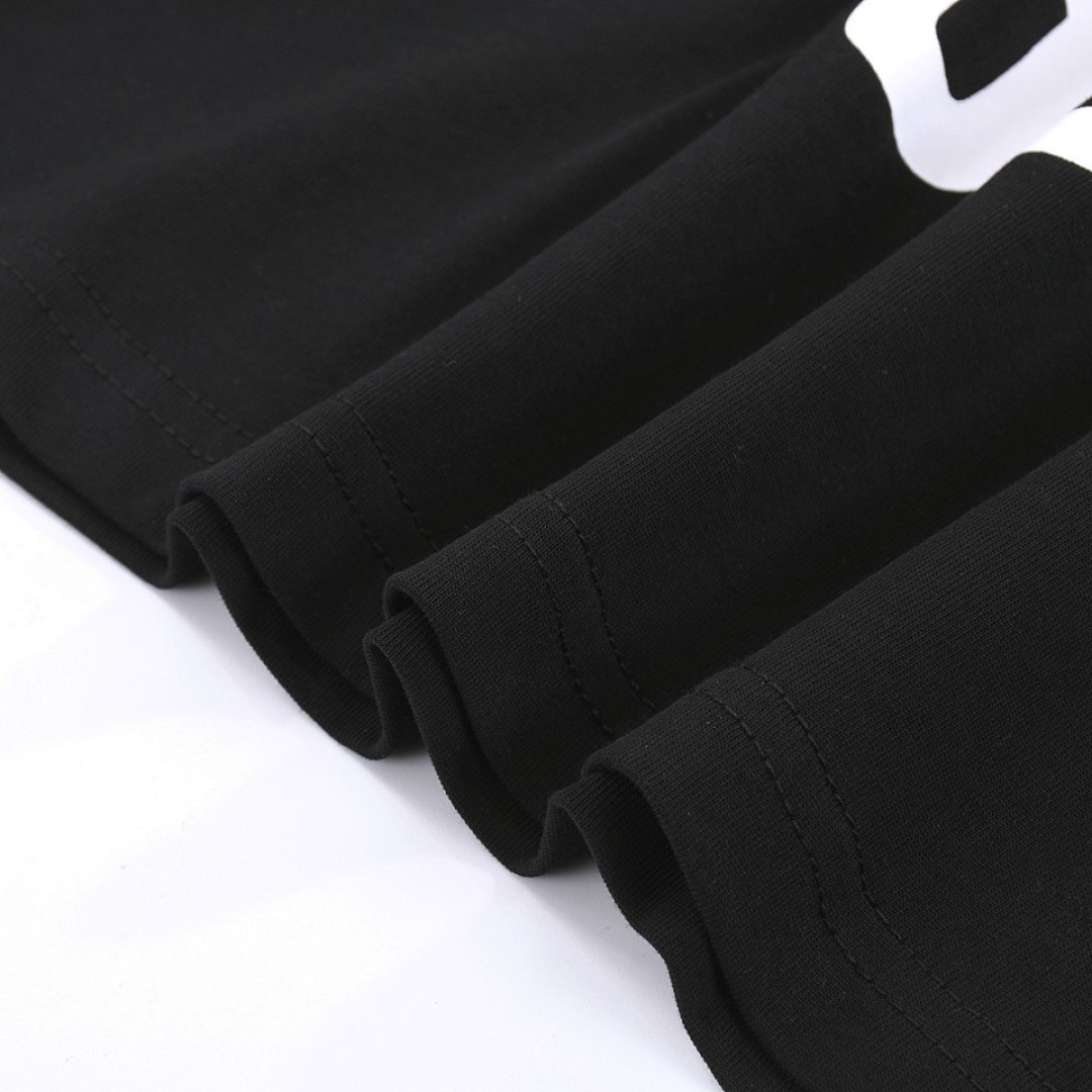 Gucci T-Shirt Style 450 detail view 5