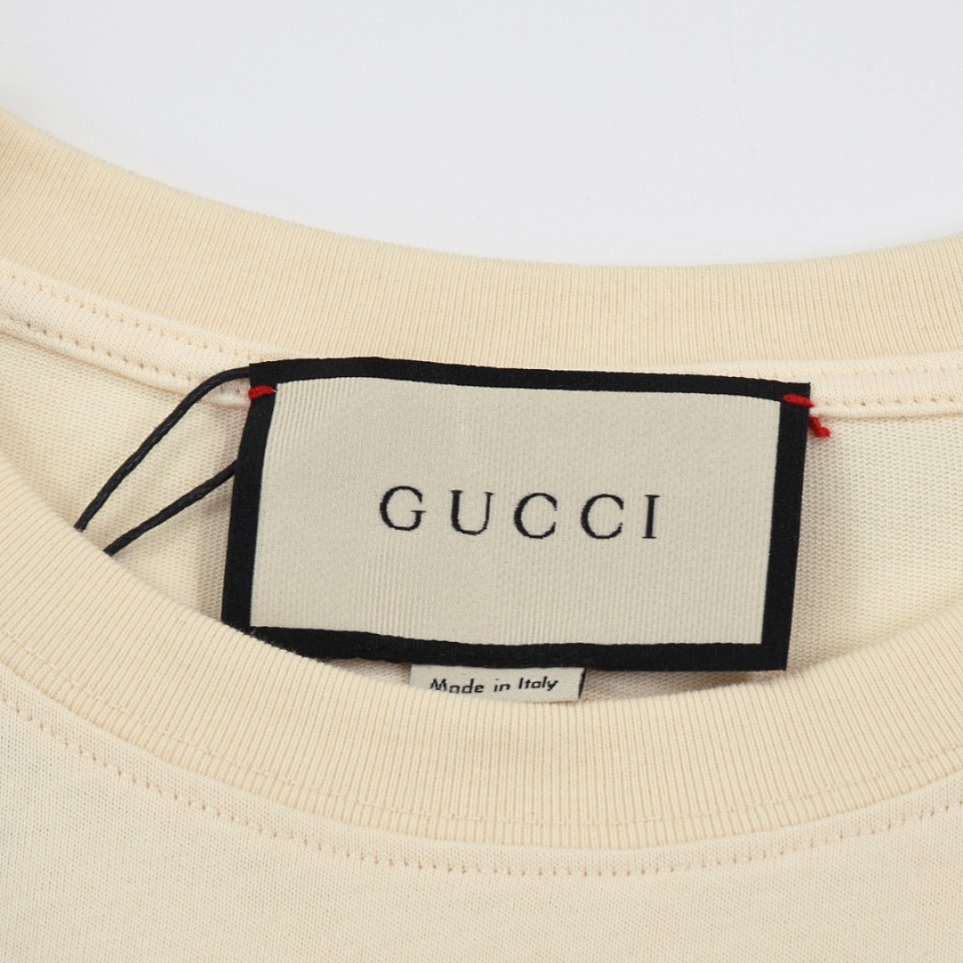 Gucci T-Shirt Style 451 detail view 3