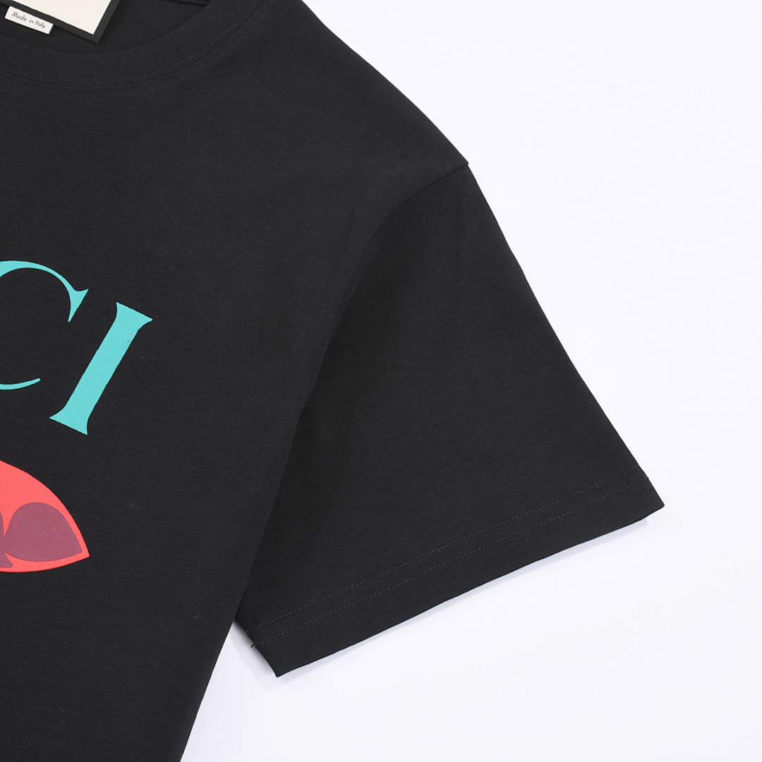 Gucci T-Shirt Style 453 main view