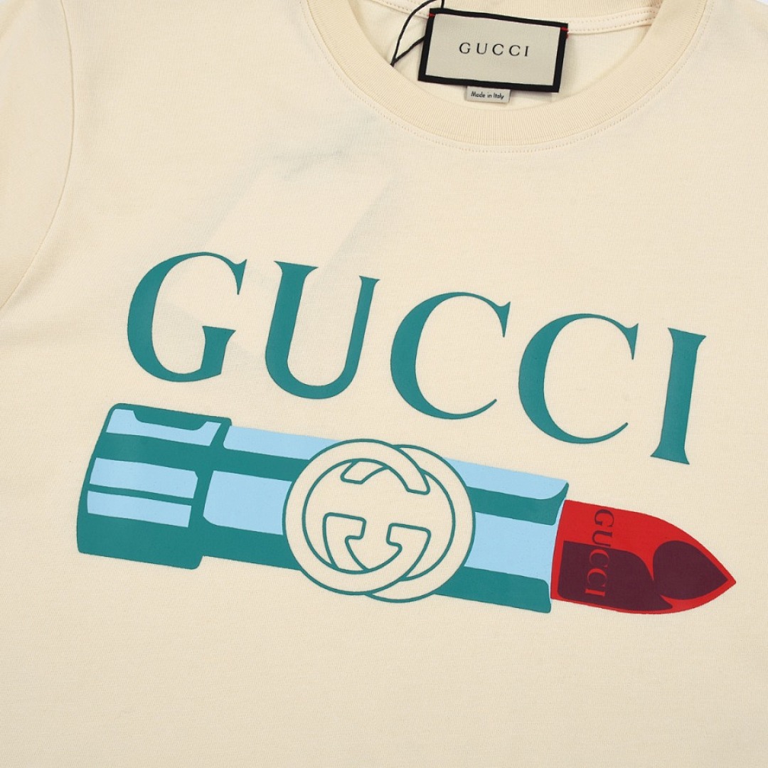 Gucci T-Shirt Style 454 detail view 2