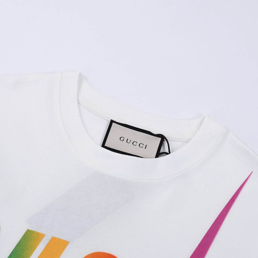 Gucci T-Shirt Style 460 detail view 6