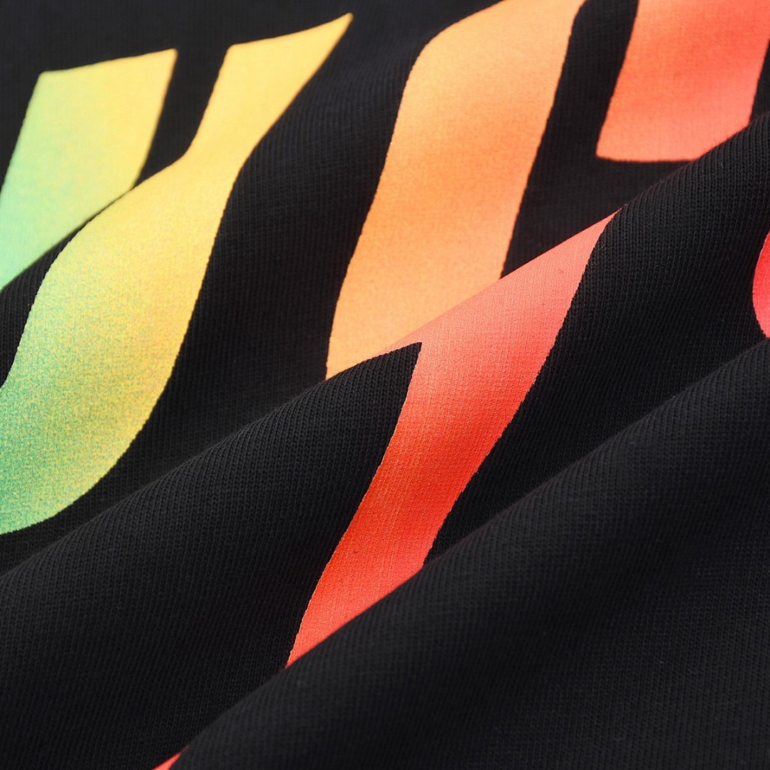 Gucci T-Shirt Style 461 detail view 2