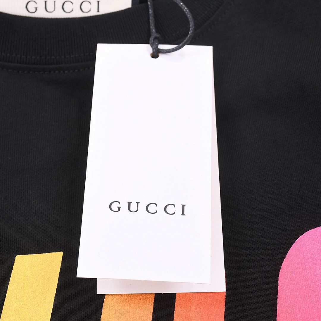 Gucci T-Shirt Style 461 detail view 3