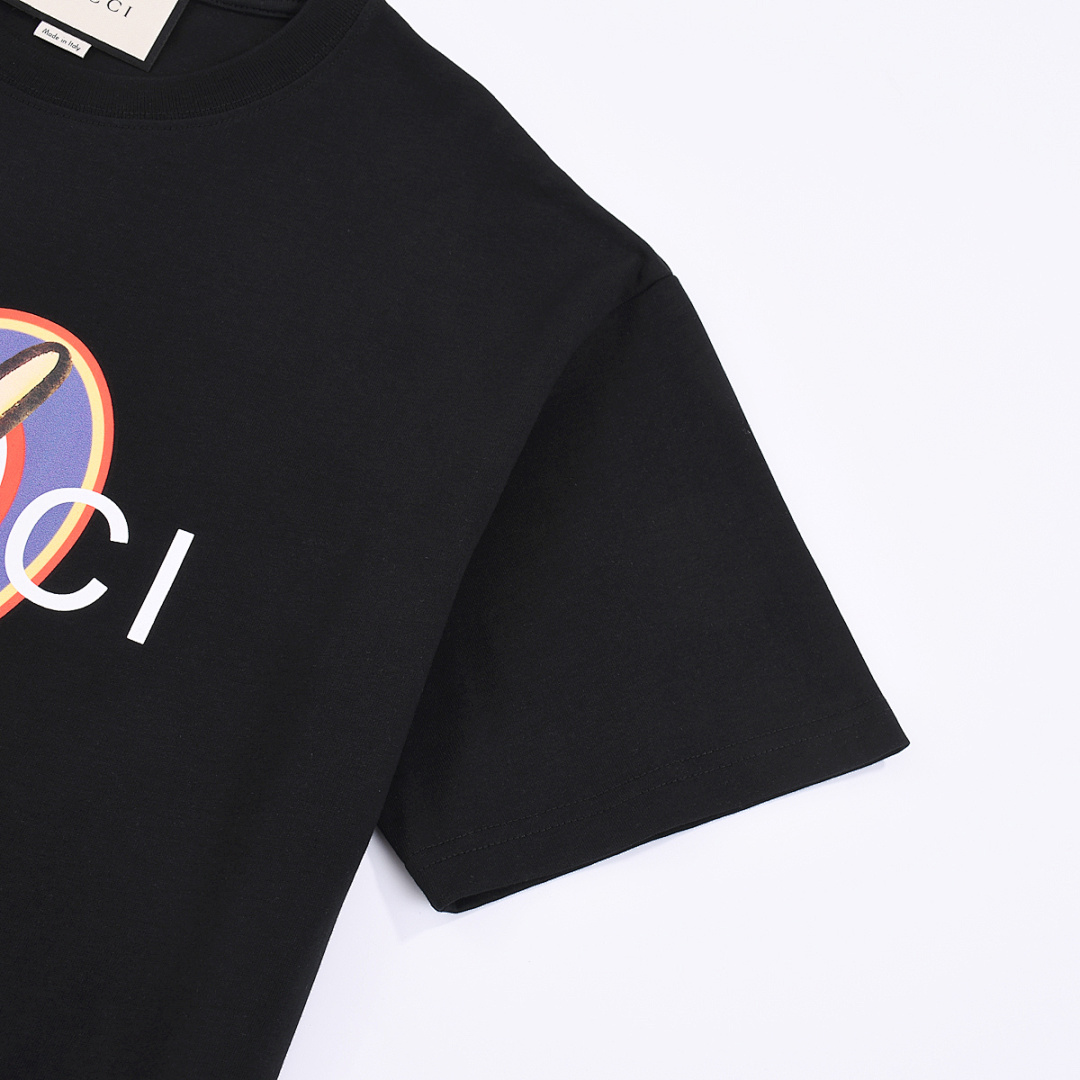 Gucci T-Shirt Style 463 detail view 4
