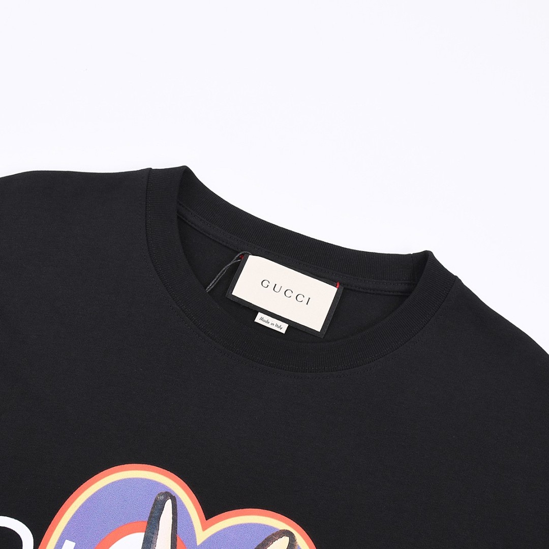Gucci T-Shirt Style 463 detail view 7