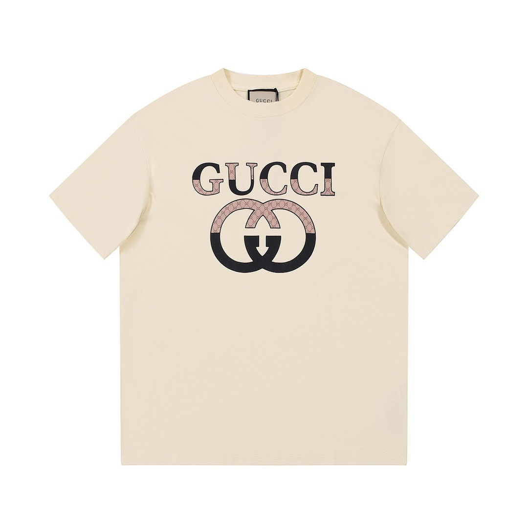 Gucci T-Shirt Style 465 detail view 4