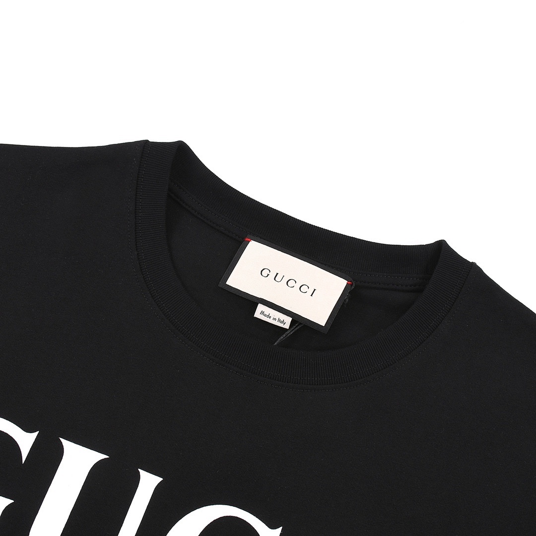 Gucci T-Shirt Style 470 detail view 3