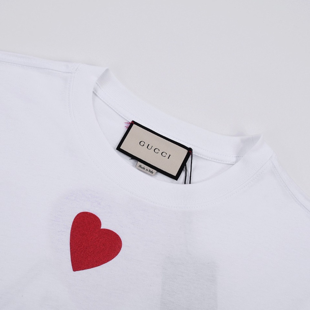 Gucci T-Shirt Style 472 detail view 6