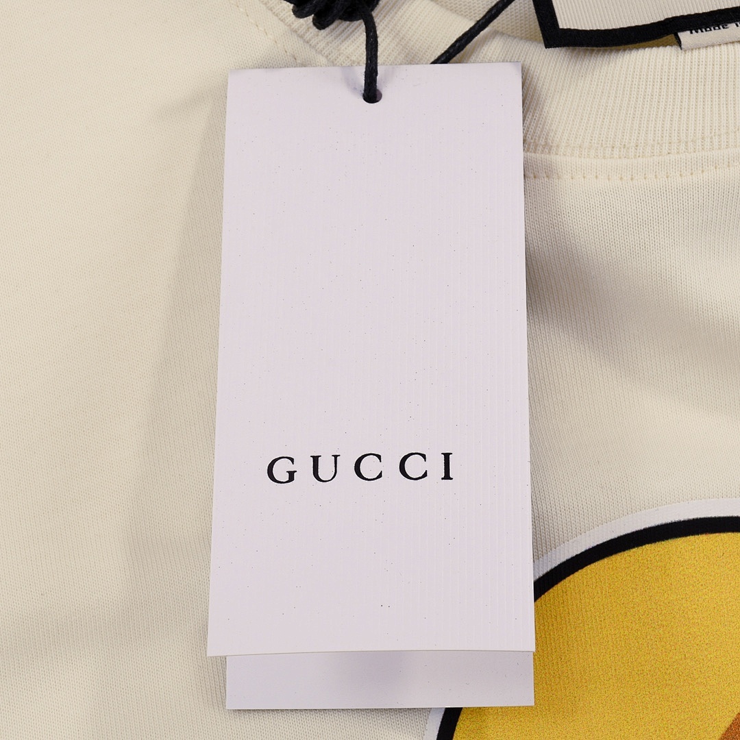 Gucci T-Shirt Style 473 detail view 3