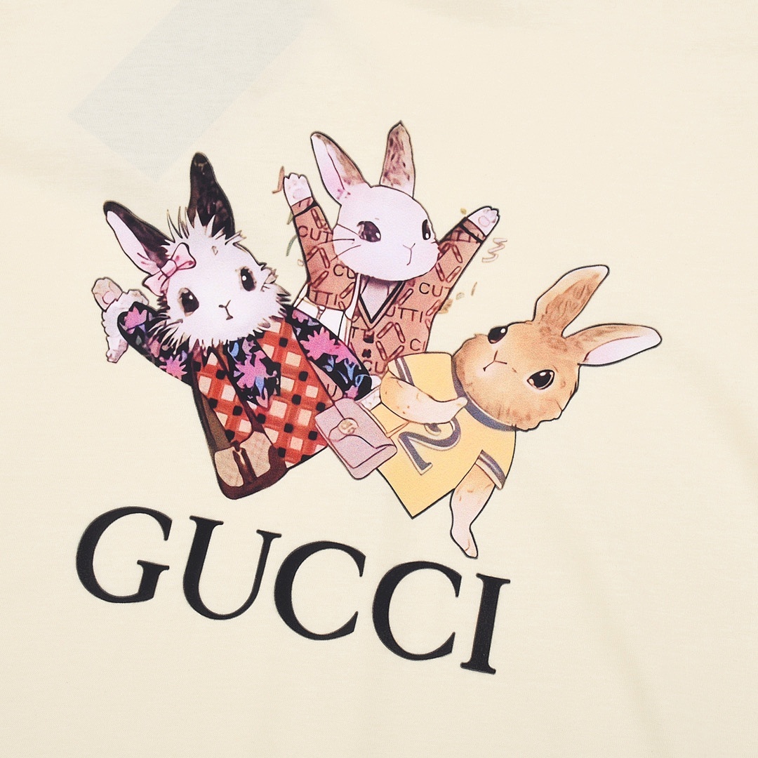 Gucci T-Shirt Style 475 detail view 2