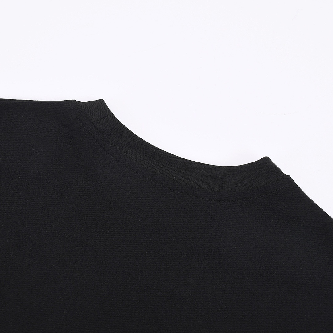 Gucci T-Shirt Style 476 detail view 4