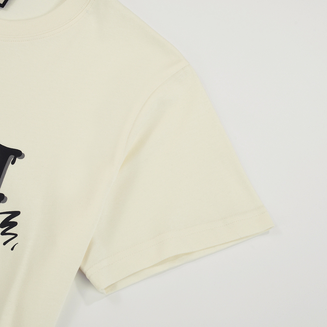 Gucci T-Shirt Style 478 detail view 1