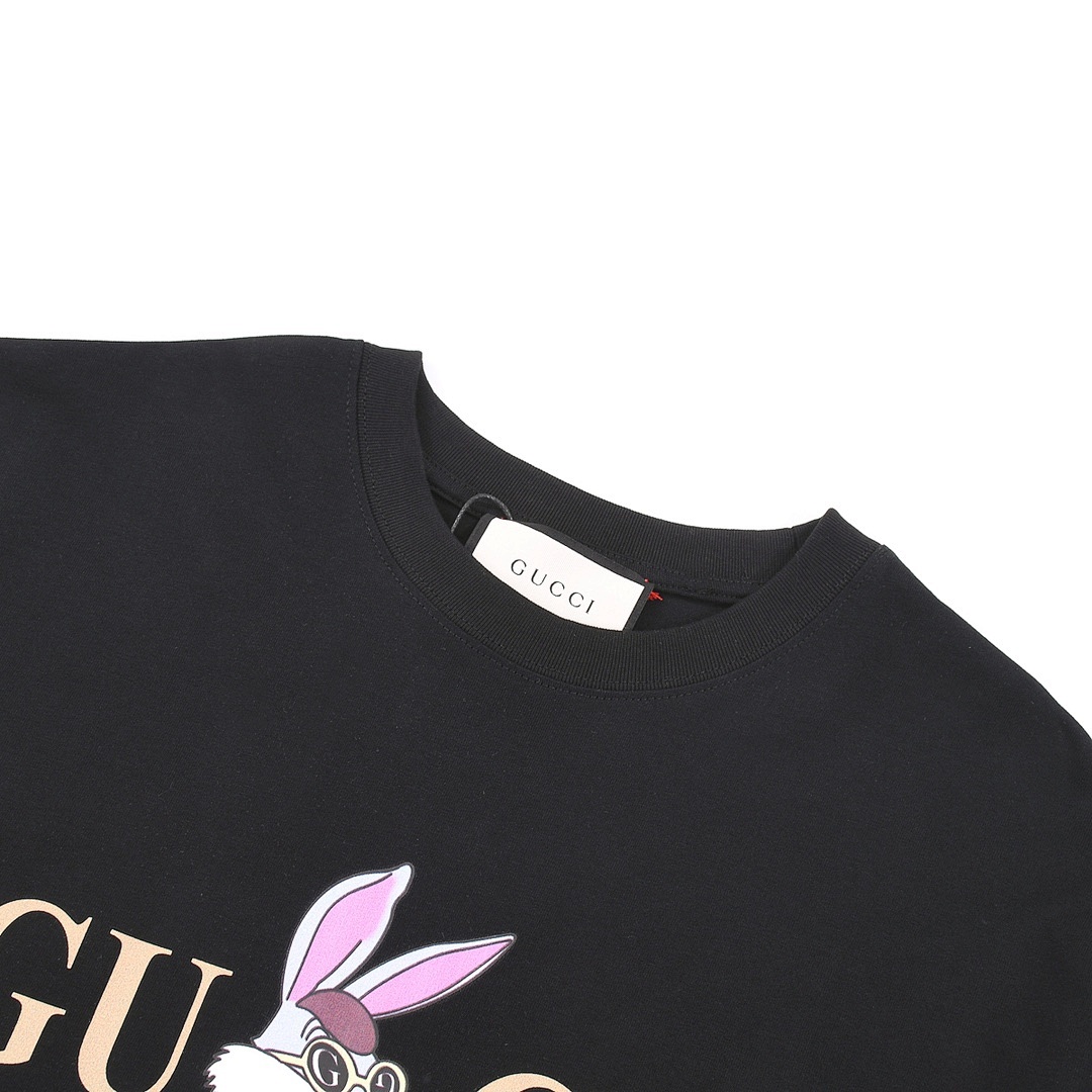Gucci T-Shirt Style 479 detail view 2