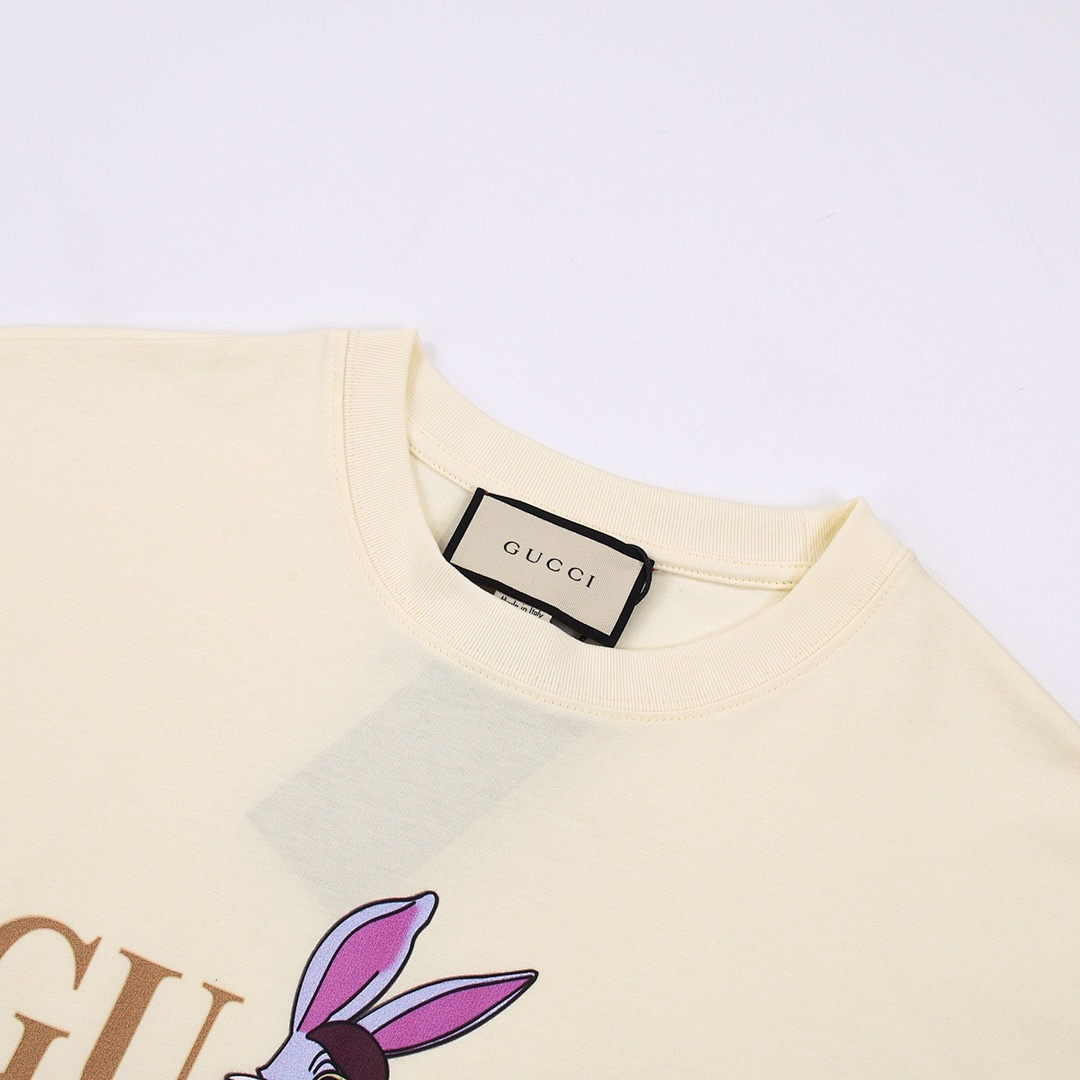 Gucci T-Shirt Style 480 detail view 2